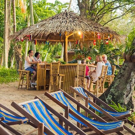Baan Mai Beachfront Lone Island Phuket Eksteriør bilde