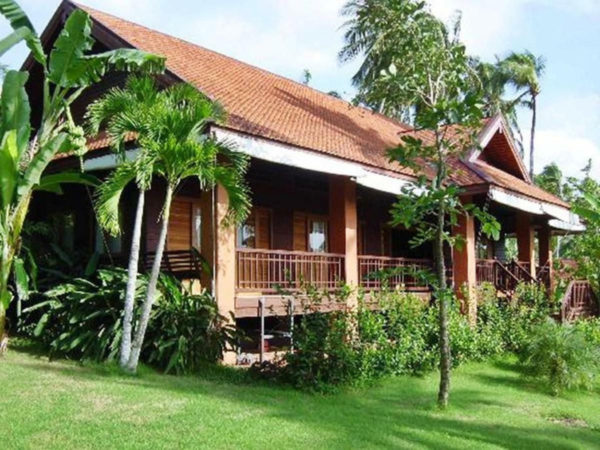Baan Mai Beachfront Lone Island Phuket Eksteriør bilde