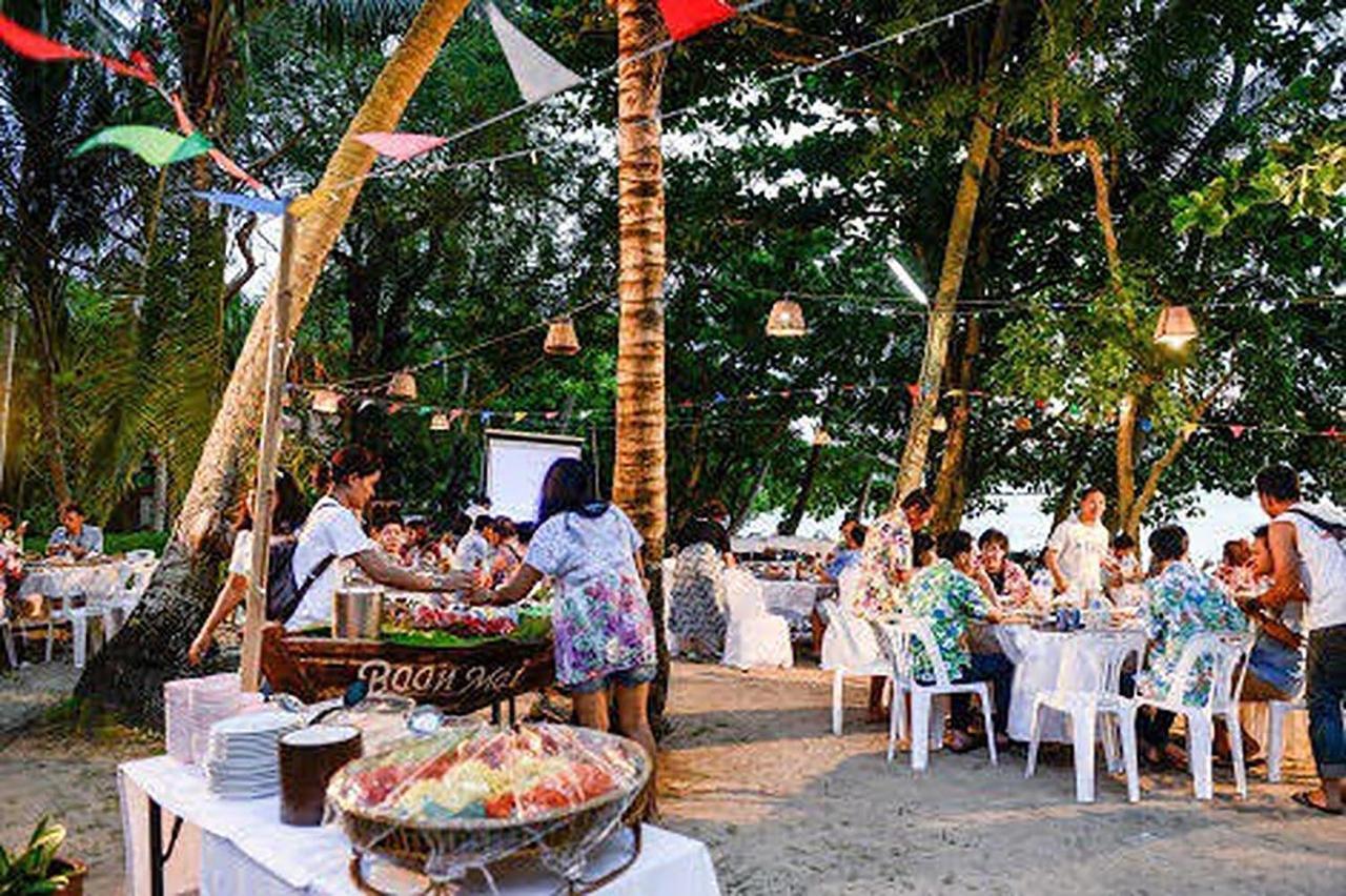 Baan Mai Beachfront Lone Island Phuket Eksteriør bilde